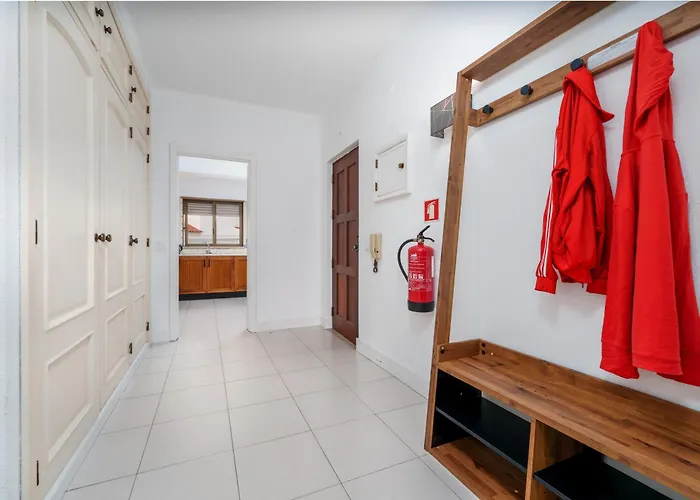 Apartament 402 - Oura - 2 Bedroomed - Sea View *