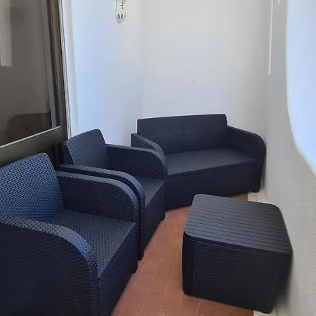 402 - Oura - 2 Bedroomed - Sea View * אלבופיירה